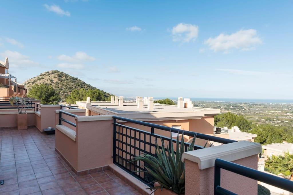 Casa Junto Golf La Sella Y Centro Budista Sakya Muntanya la Sella 外观 照片