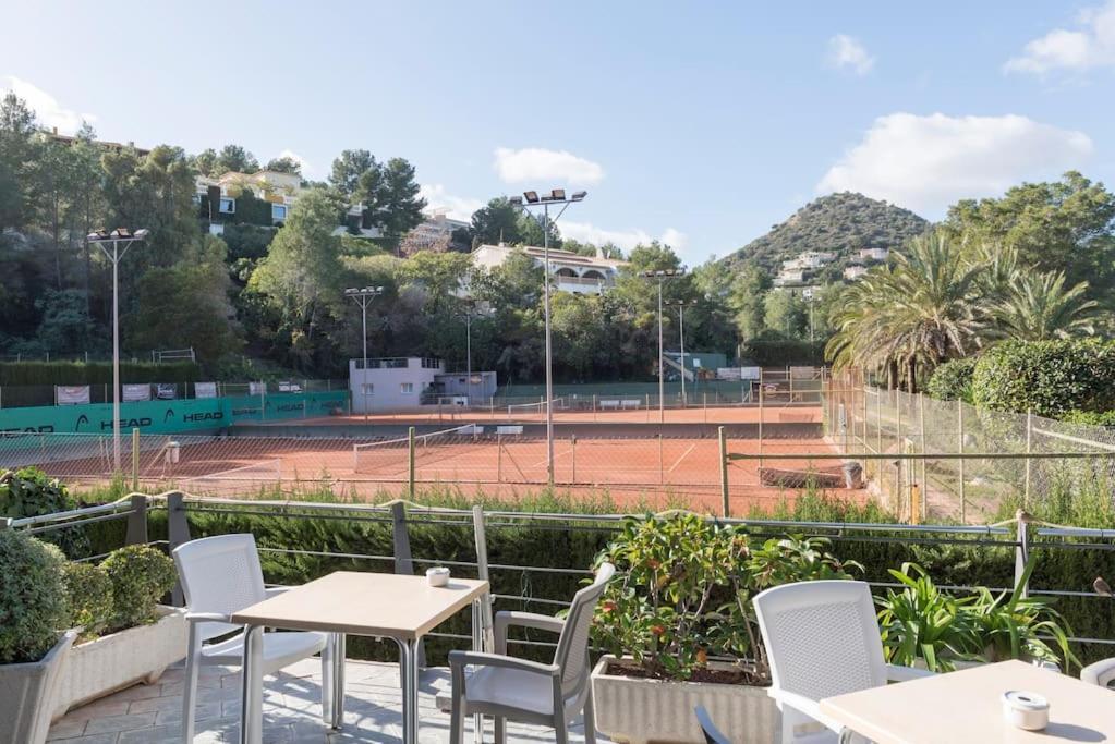 Casa Junto Golf La Sella Y Centro Budista Sakya Muntanya la Sella 外观 照片