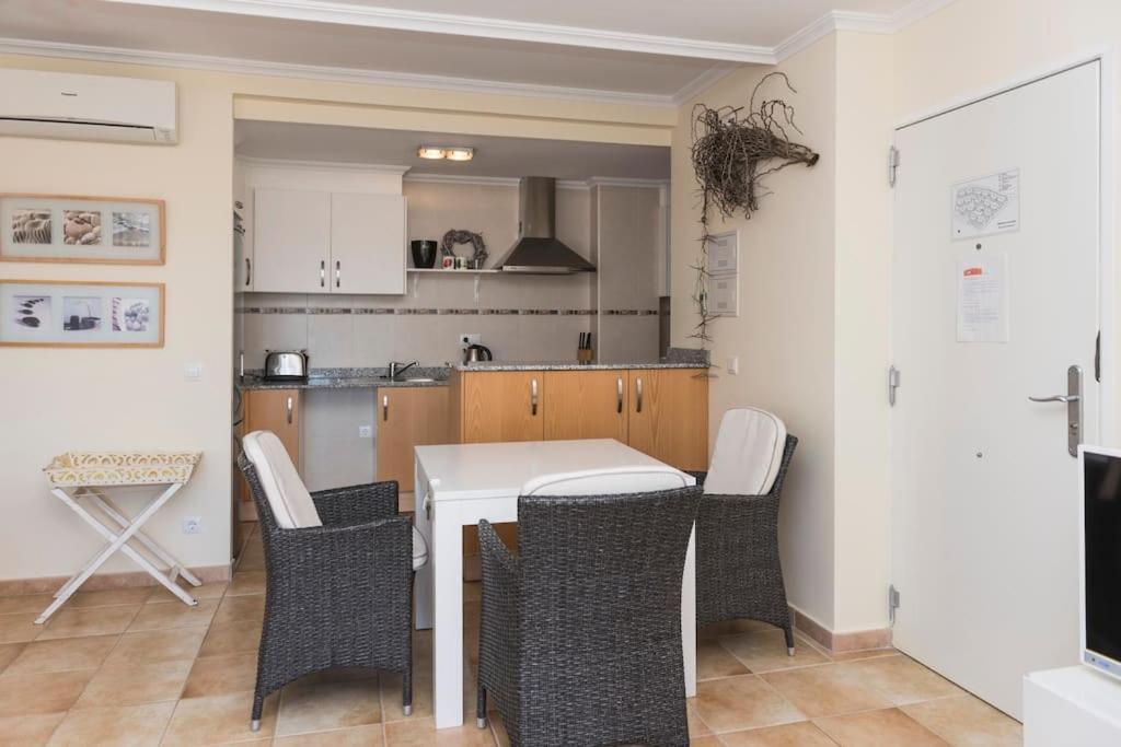 Casa Junto Golf La Sella Y Centro Budista Sakya Muntanya la Sella 外观 照片